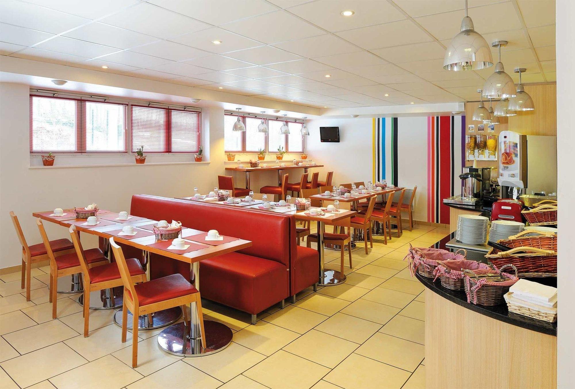 Residhome Paris Saclay " Bures Sur Yvette " Restaurant foto